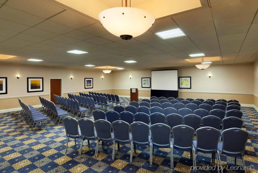 Four Points by Sheraton Bakersfield