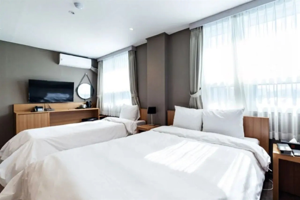 Olympia Hotel