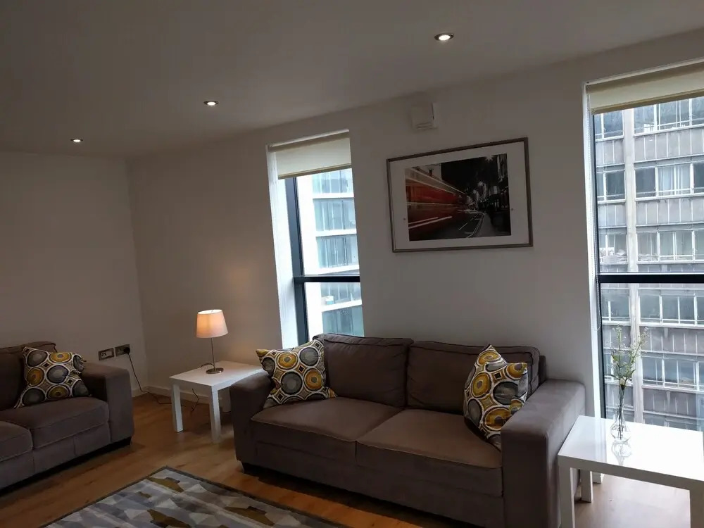 Elephant and Castle Apartment