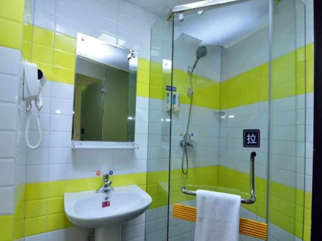 7Days Inn Yuxi Mingzhu Road