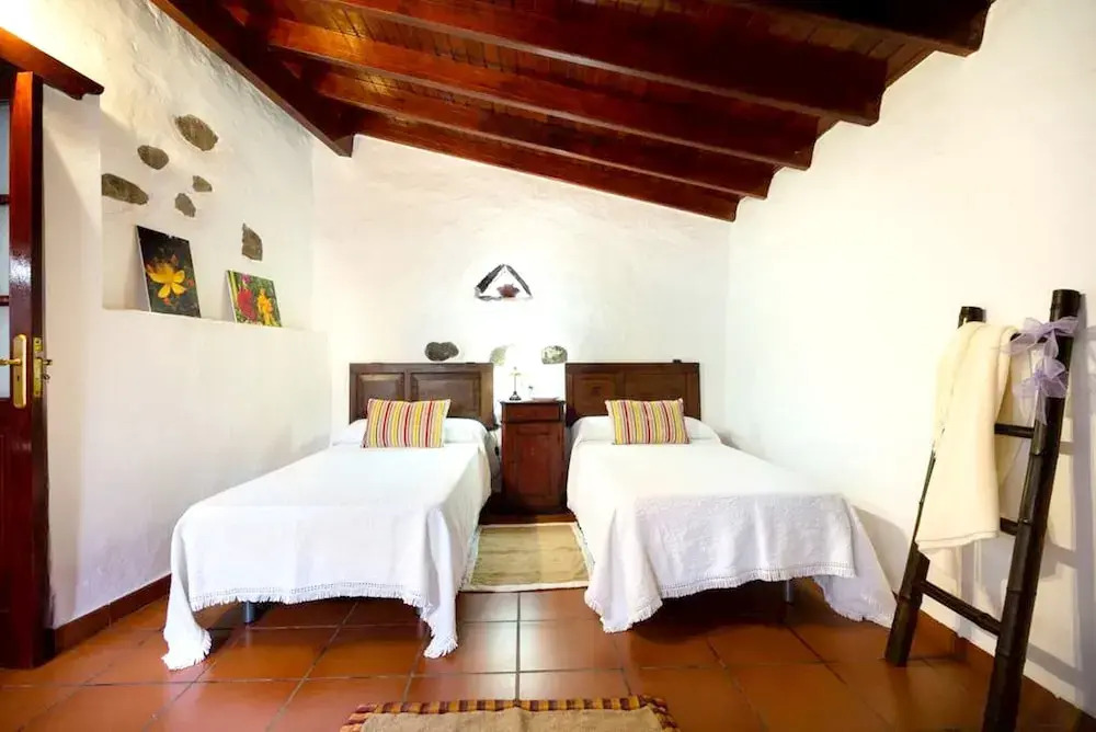 House With 6 Bedrooms In Firgas With Wonderful Mountain View Terrace And Wifi