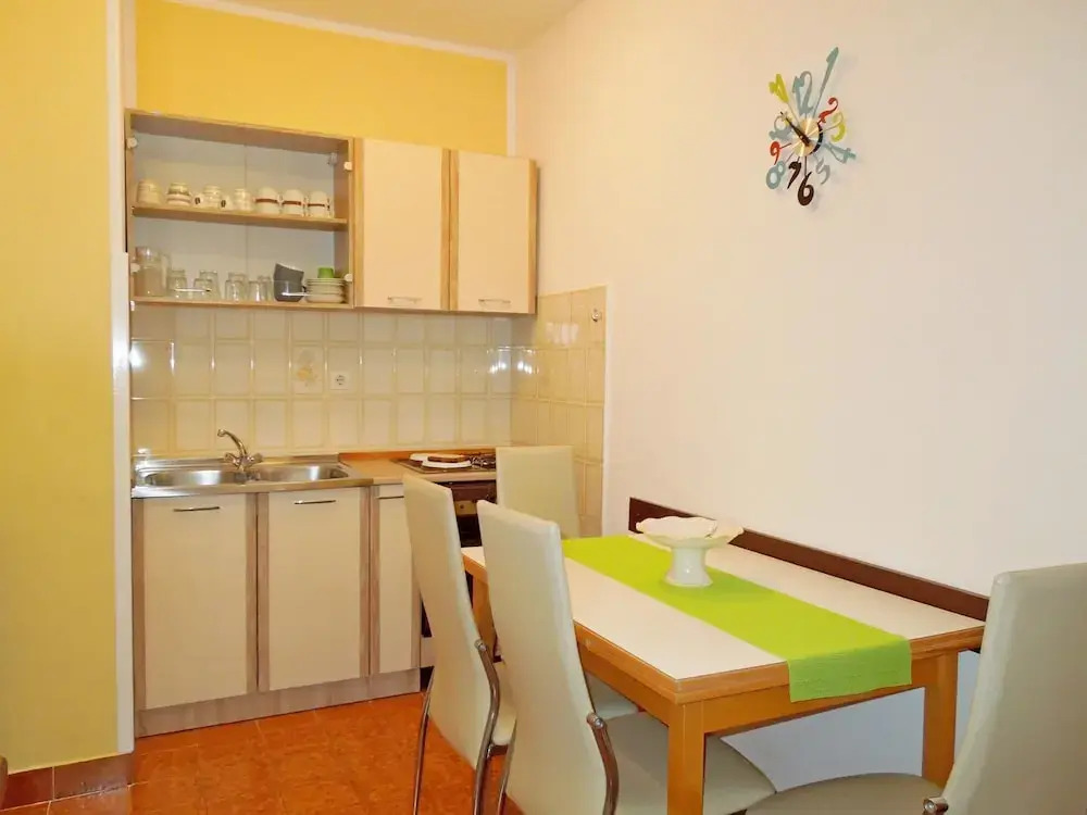Apartments Elide