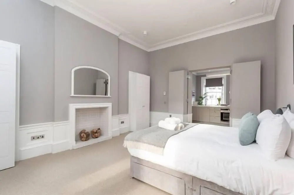 JOIVY Torphichen Street 5 Star Luxury Apartment