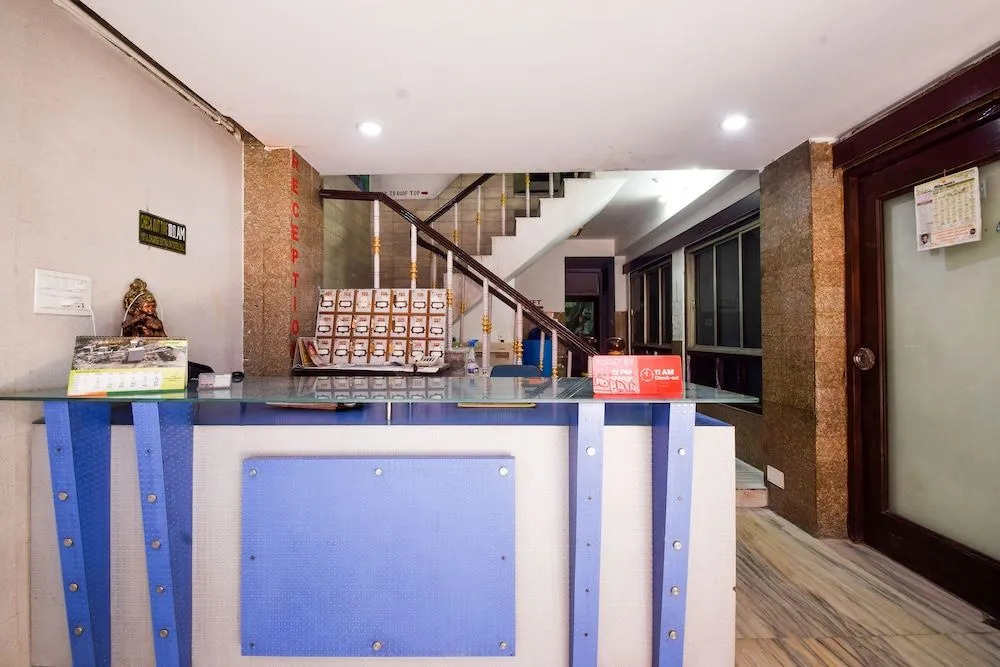 OYO 19032 Hotel Ambay Palace