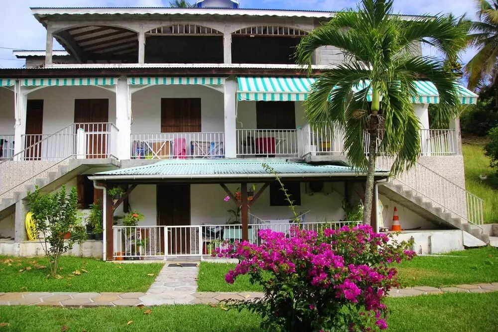 Apartment with 2 Bedrooms in Le Gosier, with Furnished Balcony And Wifi - 950 M From the Beach
