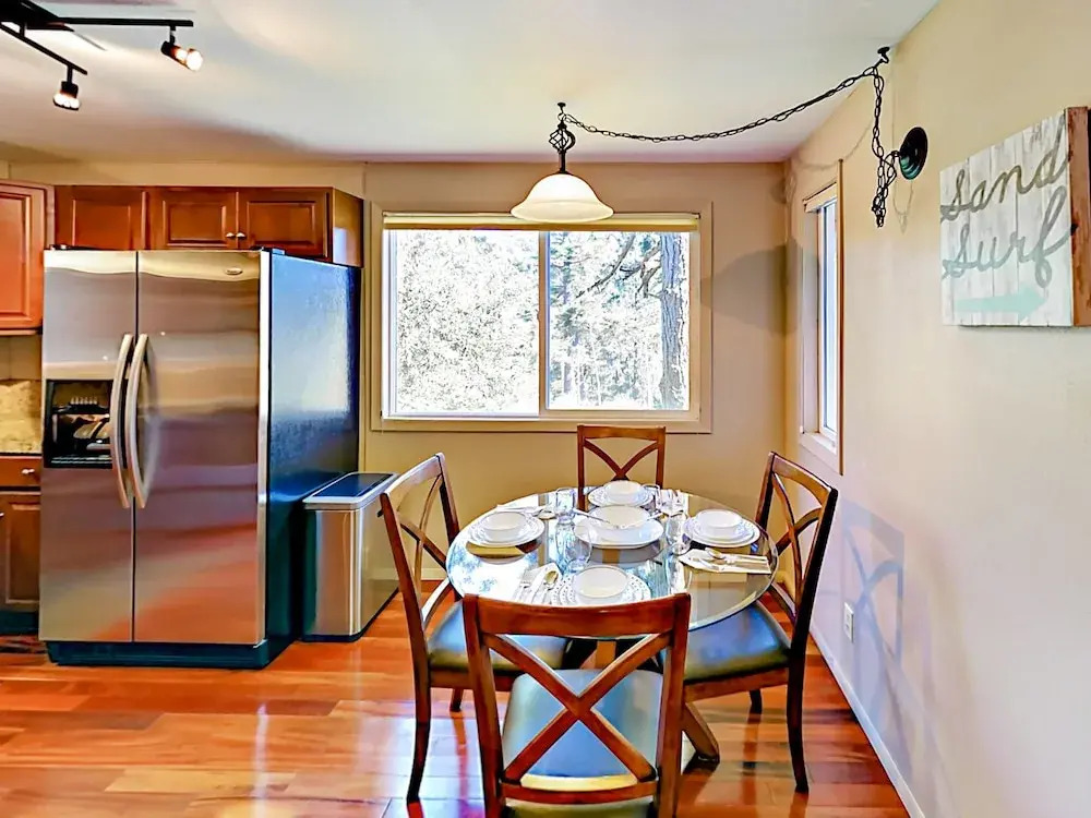 32750 Cape Kiwanda Drive Home - 3 Br home by RedAwning