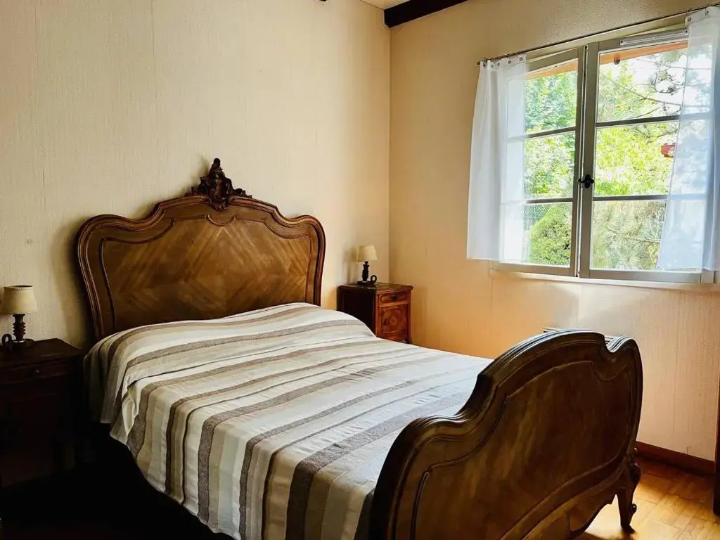Maison basque à Espelette, 3 chambres, 5+2 pers, animaux admis, internet - FR-1-495-2
