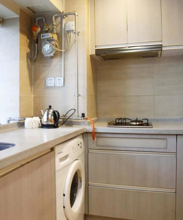 Holiday Hotel Apartment