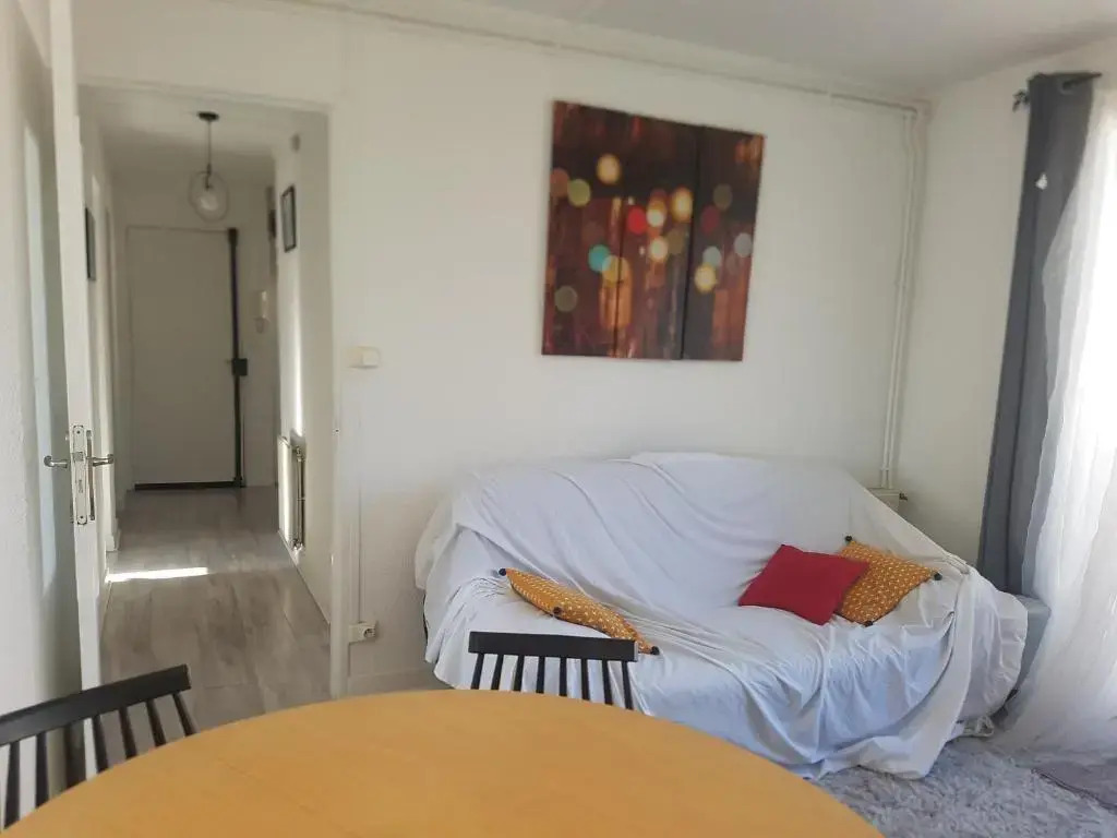 Logement entier - Appartement T4 hypercentre dans une rue calme - Stationnement gratuit