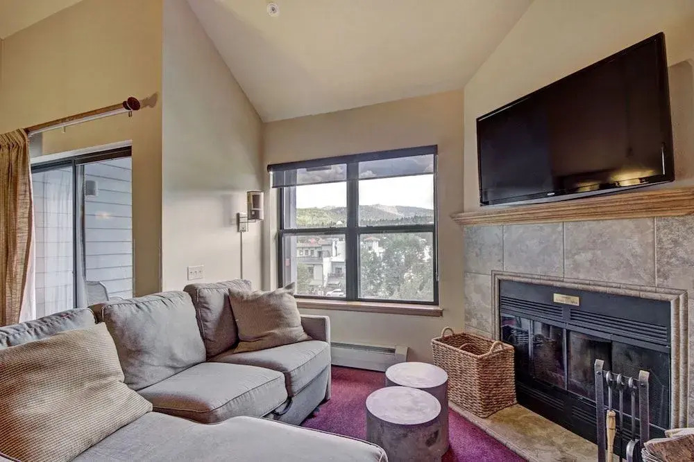 River Mtn Lodge E304