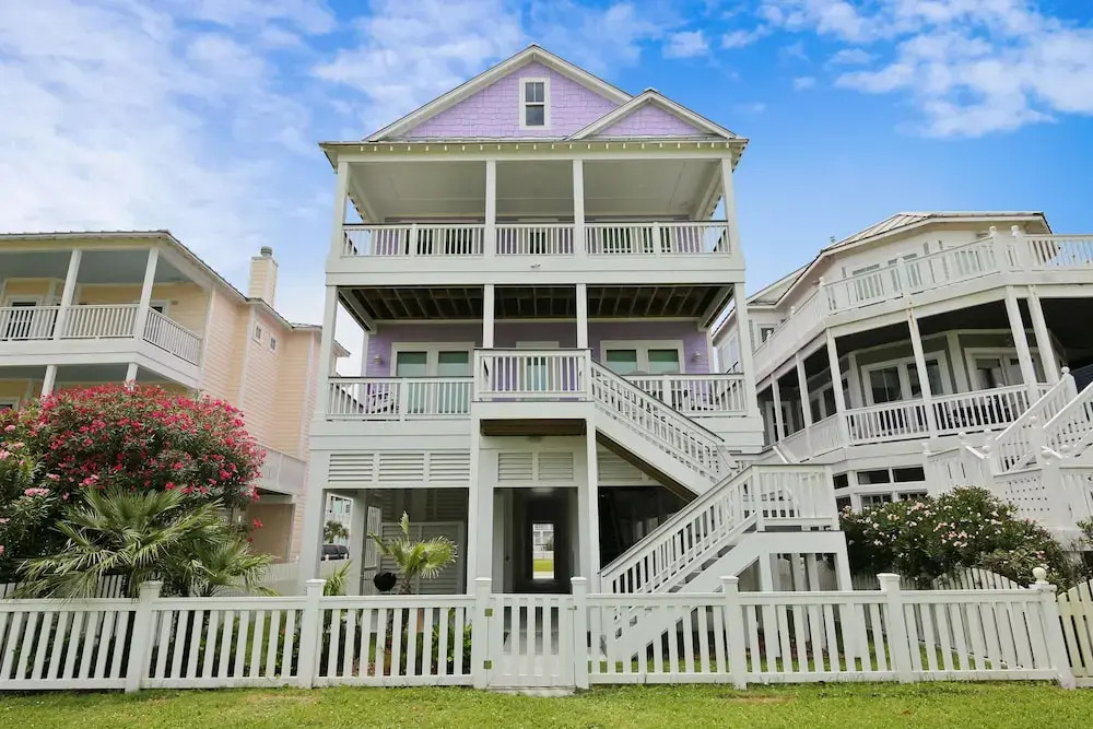 The Conch Castle 5 Bedroom Home