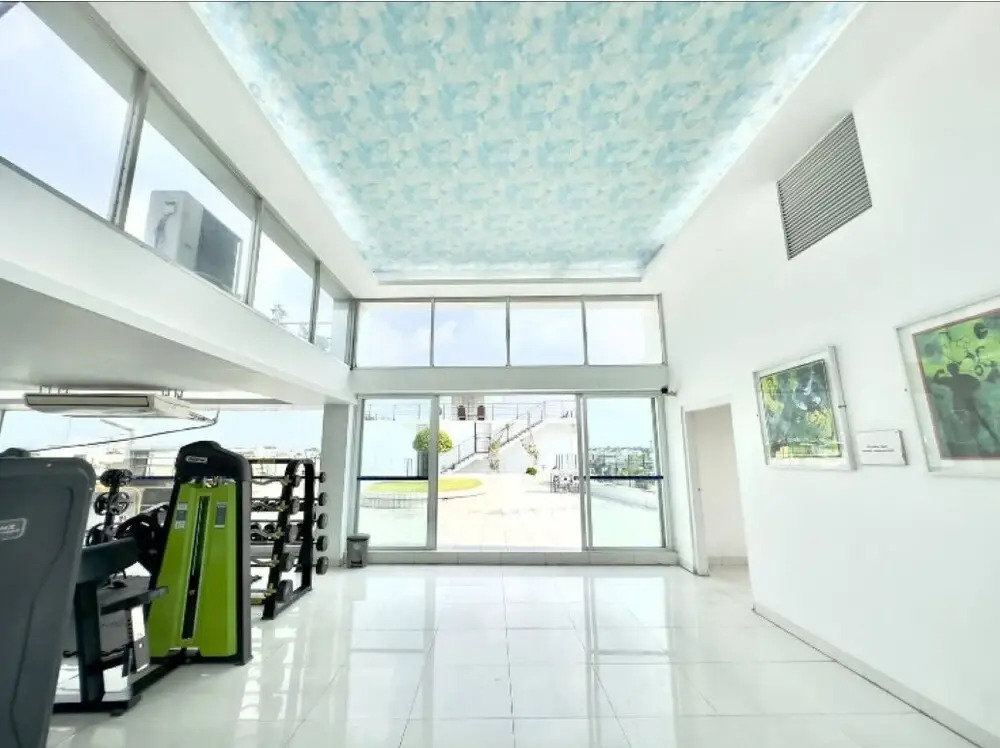 330sqft 3 Modern Stay with Sauna Pool