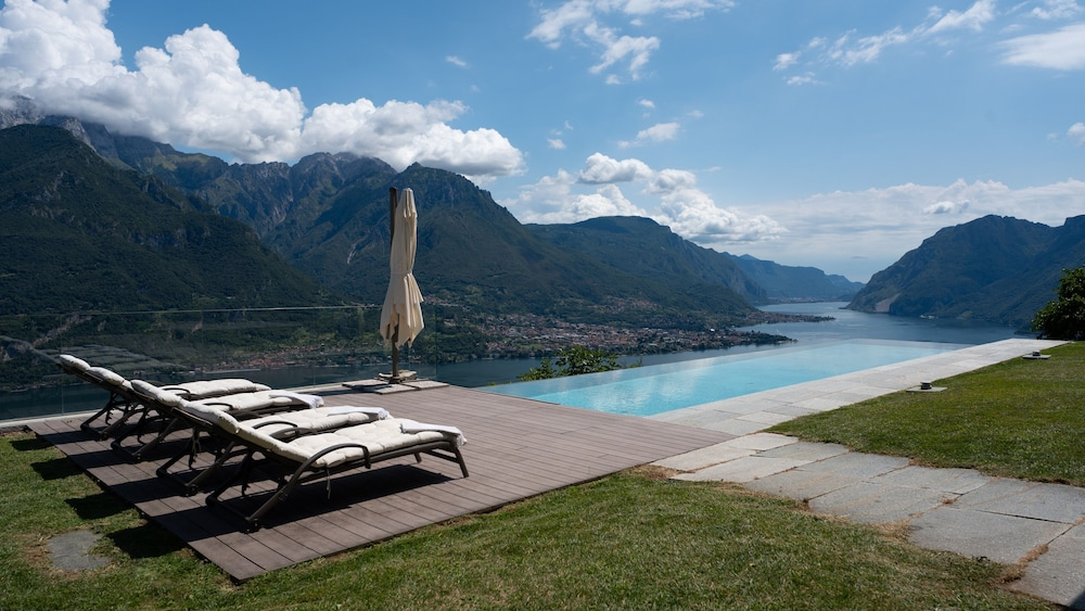 Villa Valentina by Rent All Como
