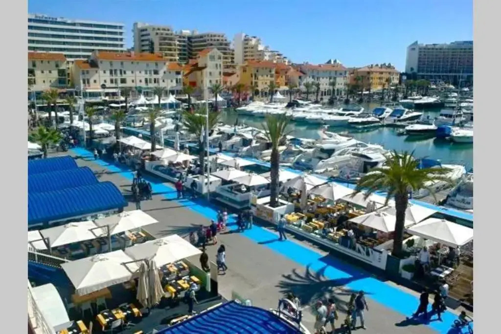 Vilamoura Marina Extraordinary 70 m2 T1, Marina 200m , beach 300m