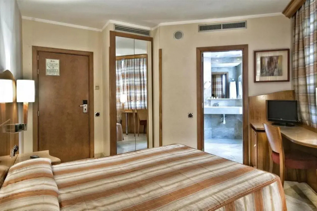 Hotel Aristol