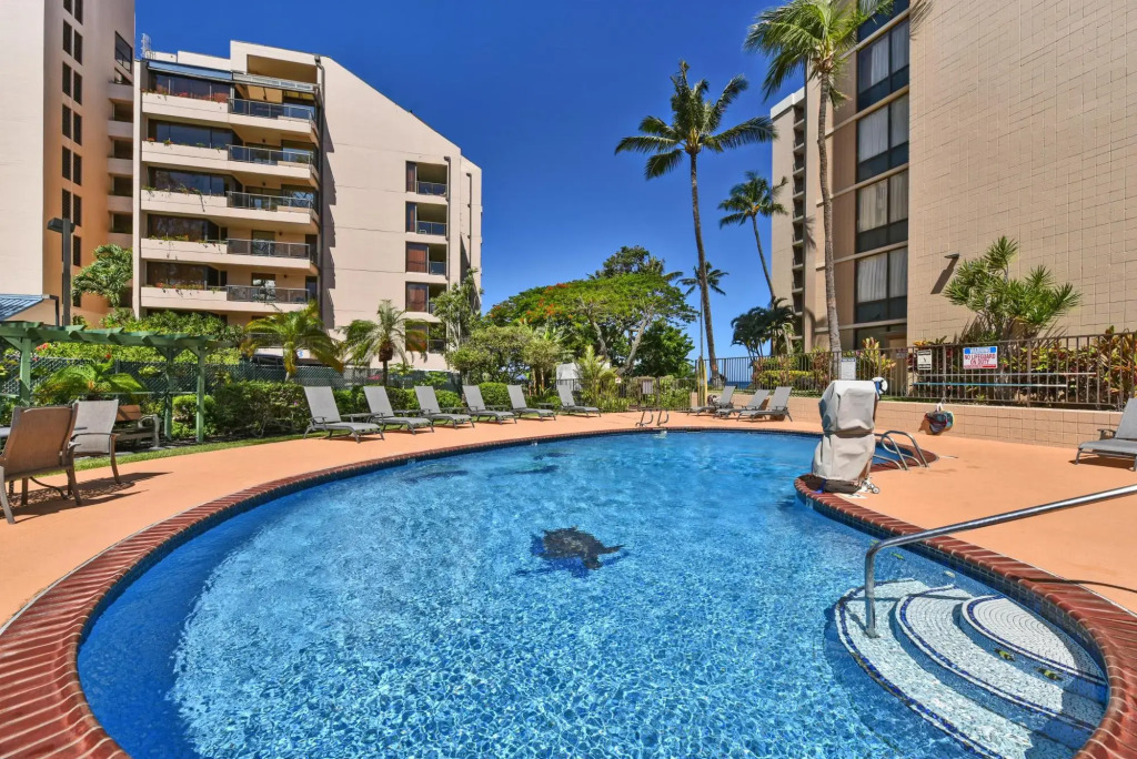 Valley Isle 206 in Lahaina