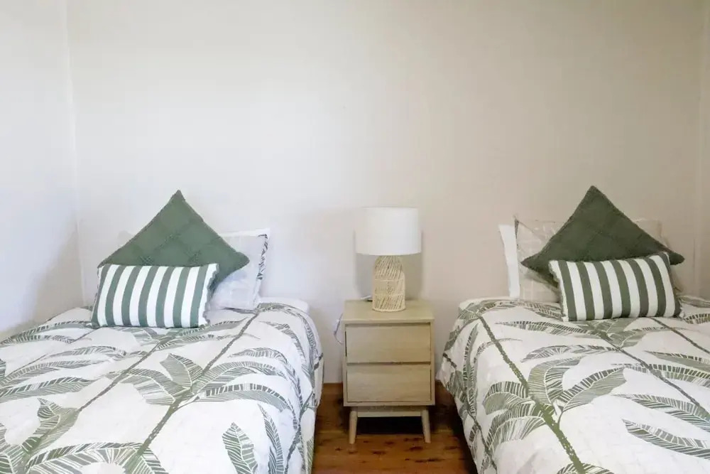 Spacious 3-bed Home in Central Tenterfield
