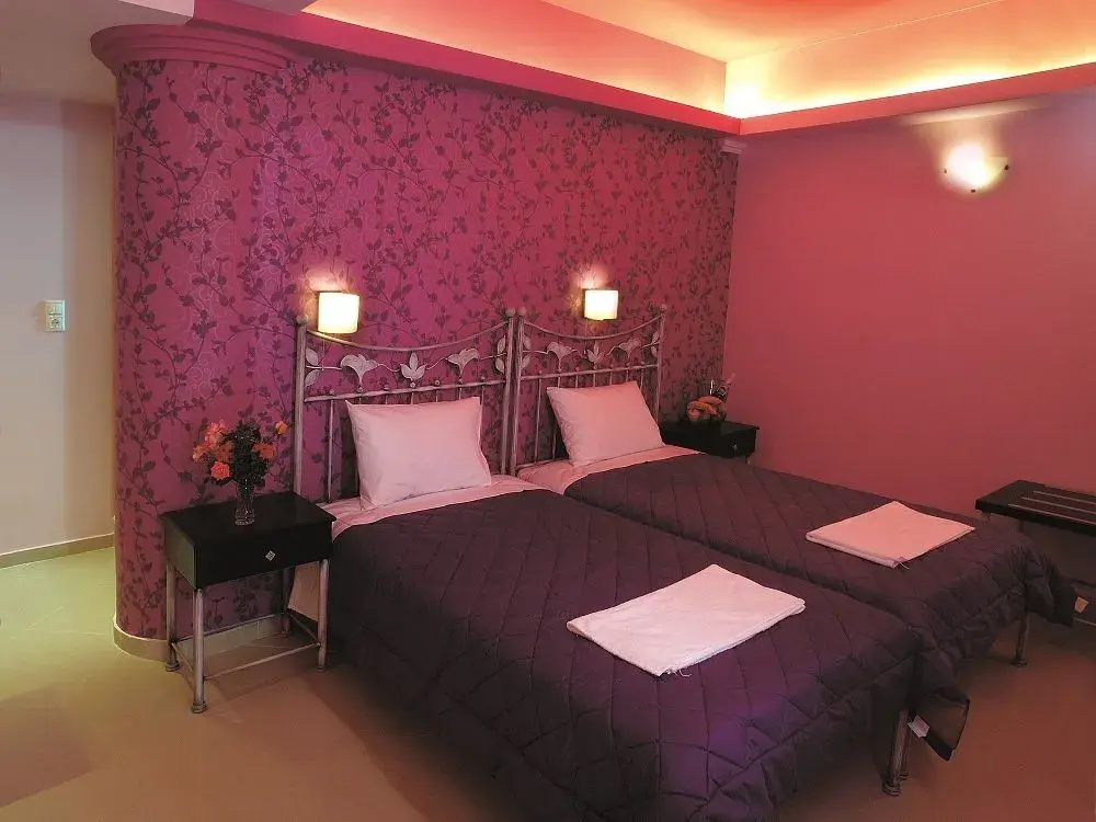 Niriides Beach Hotel