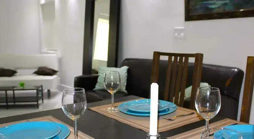 South Beach Contemporary Suite