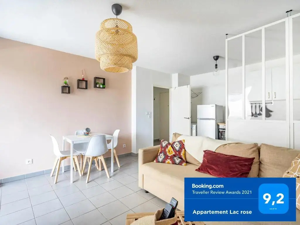 Appartement Lac rose - Parking, Métro, jusqu'à 4 personnes