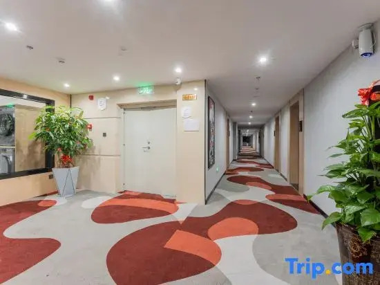 Shankee Coffee Style Hotel (Sanming Yong'an South Station Sinotruk Group)