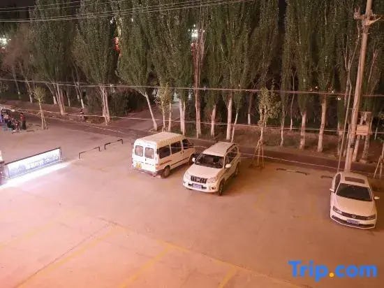 Super 8 Selected Hotel (Qishi Daguanyuan Kashgar Leining International Airport Branch)