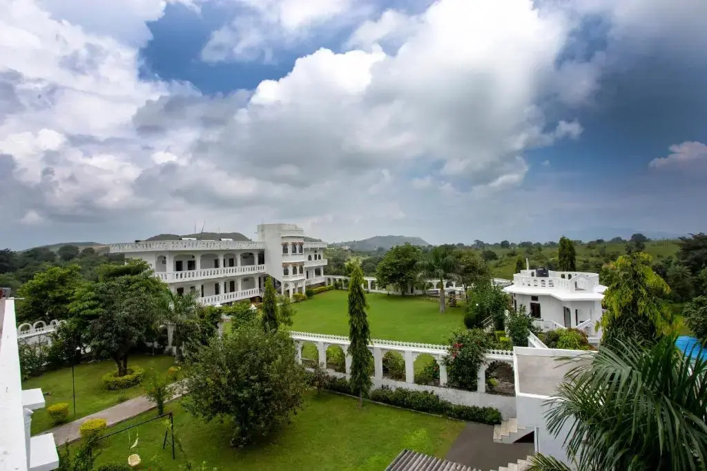 Narayan Niwas Resort