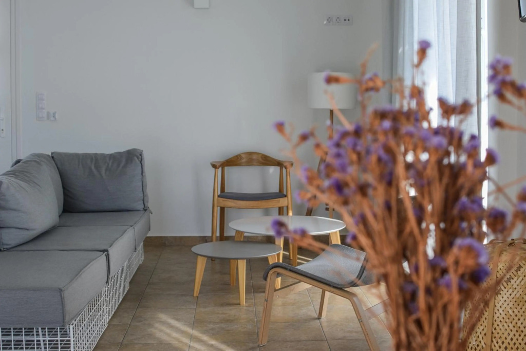 Pharos Apartments