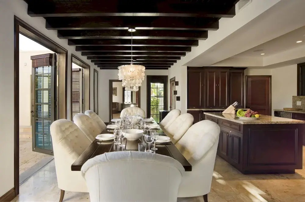 Villazzo Villa Miami Helena
