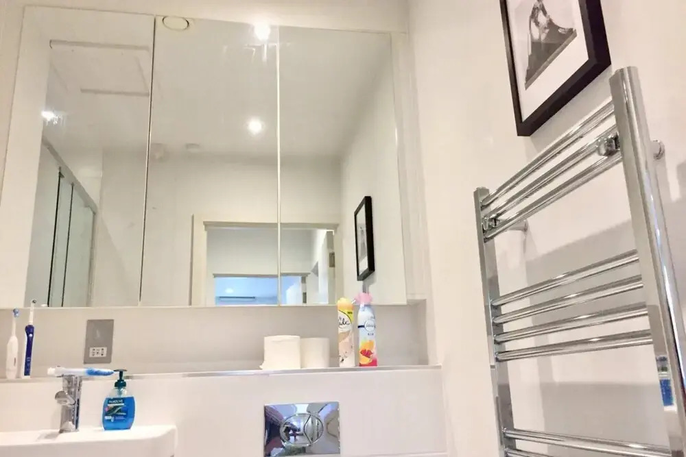 Modern 1 Bedroom Apartment in the City Centre