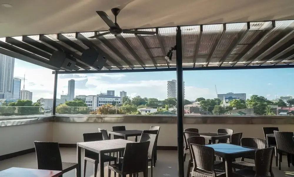 M28 Hotel and Apartments