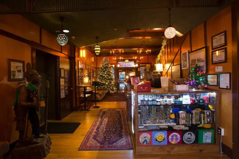 McMenamins Gearhart Hotel
