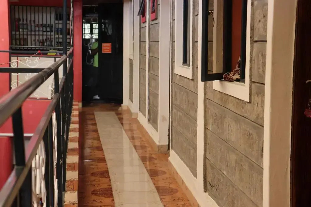 Bomani Hotel