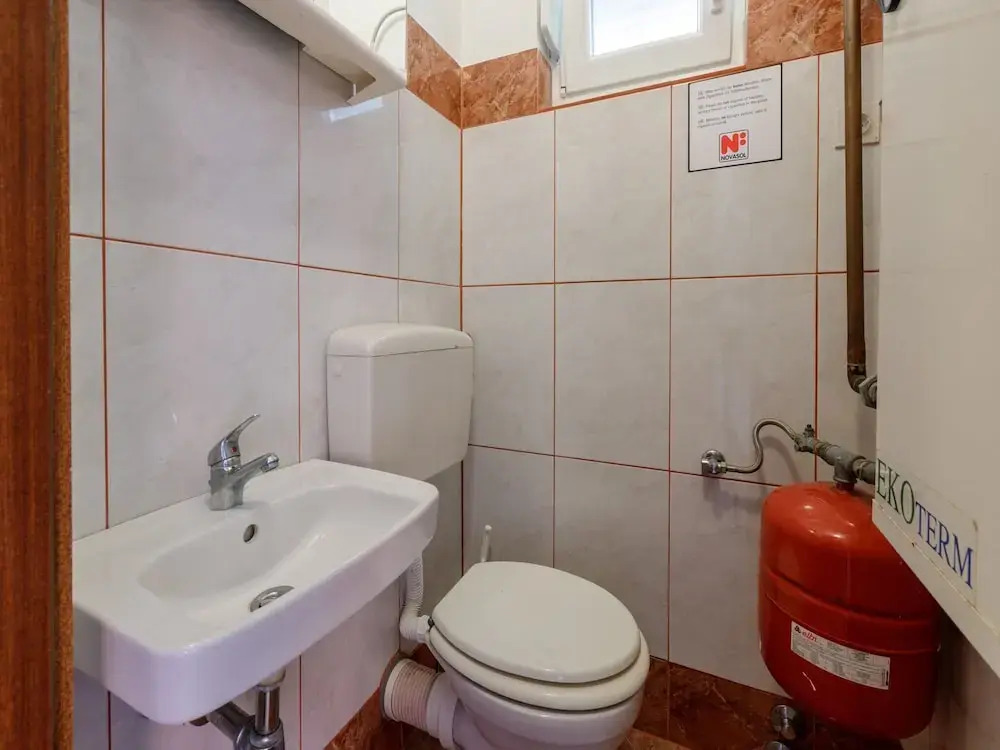 Apartment Dado