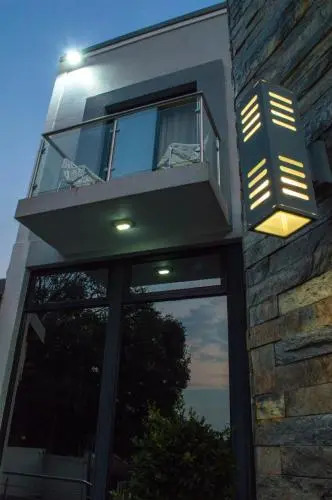 Aqua Stone Guest House