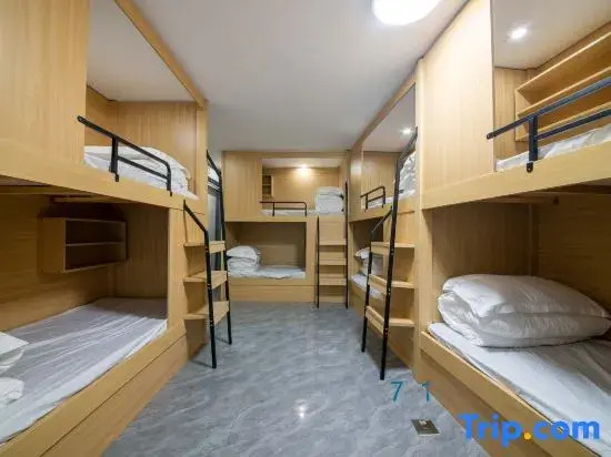 Renfa Luxury Beauty Hotel (Shantou High-Speed Rail Station Branch)