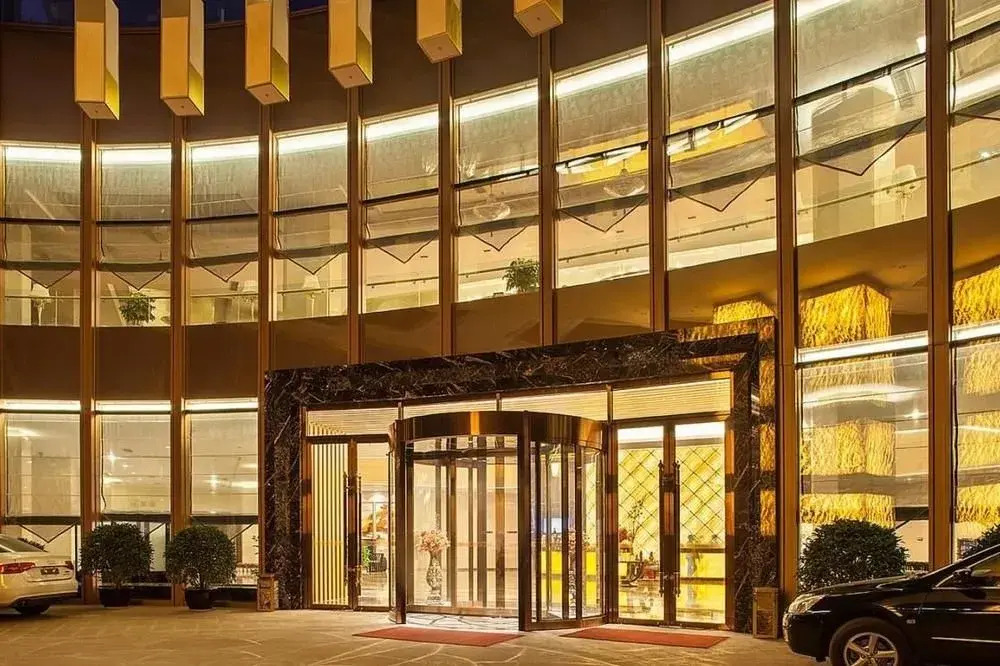 Xinxing Century Hotel
