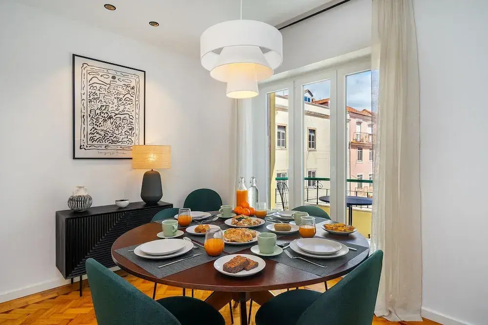 Prime Location W Ac 3-Bed Duplex Perfect For Families Only