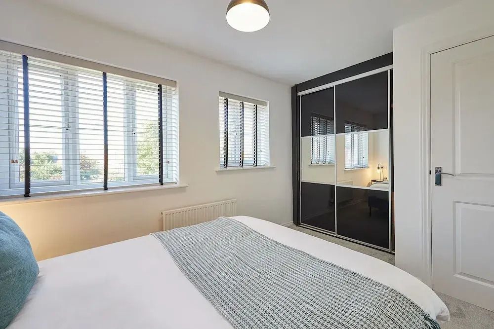 Host Stay Polwell Road