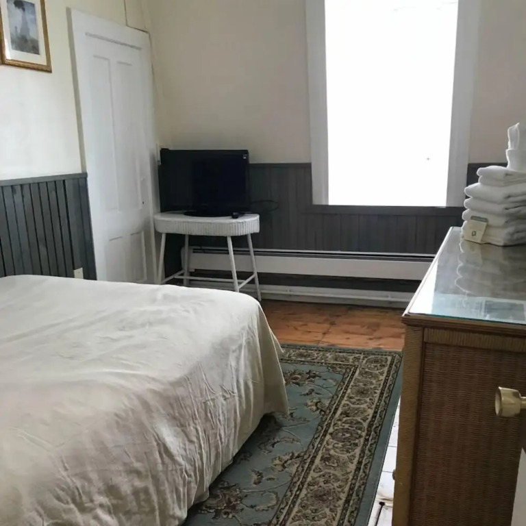 New Shoreham House Inn
