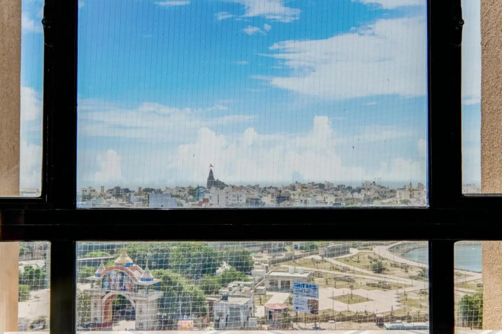 Lemon Tree Premier, Dwarka