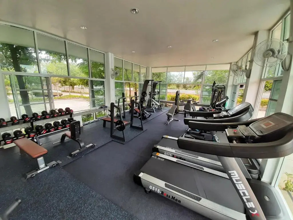 Large Studio,Fantastic Sea View, 55 m2 Jomtien beach.100m Beach. Swimming Pool.