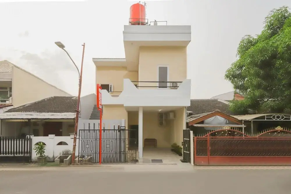 Caraka Inn Syariah by OYO Rooms