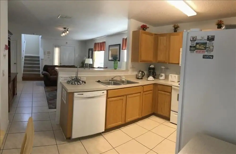 104 Mariner House