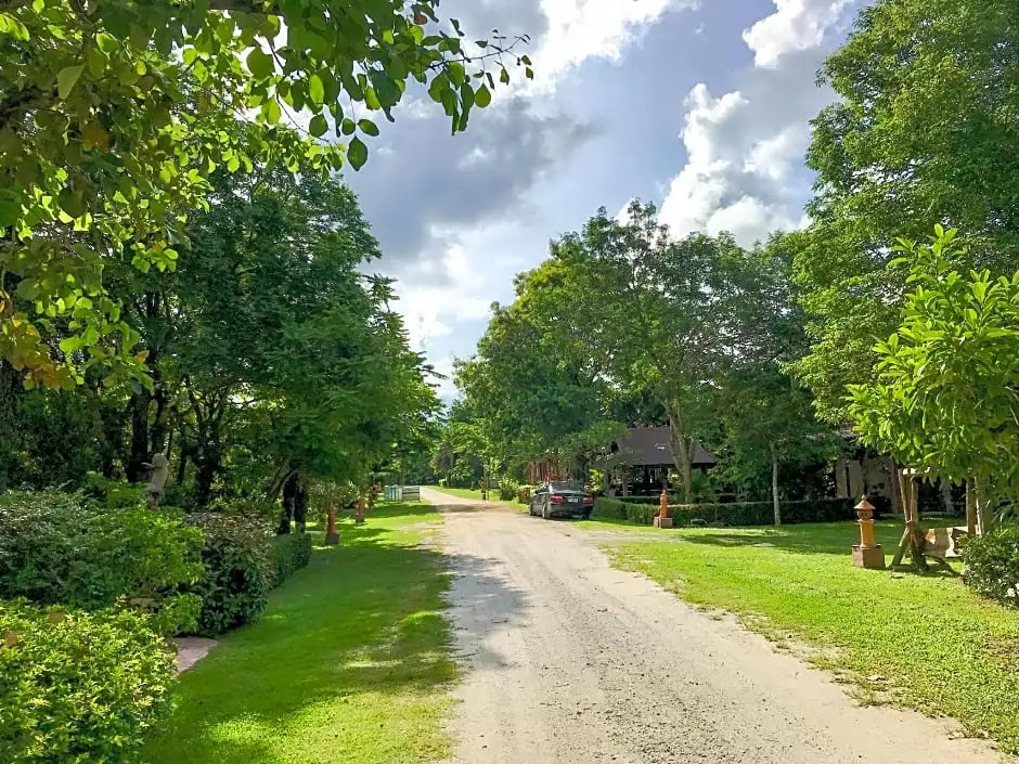 BaanSuantip Resort