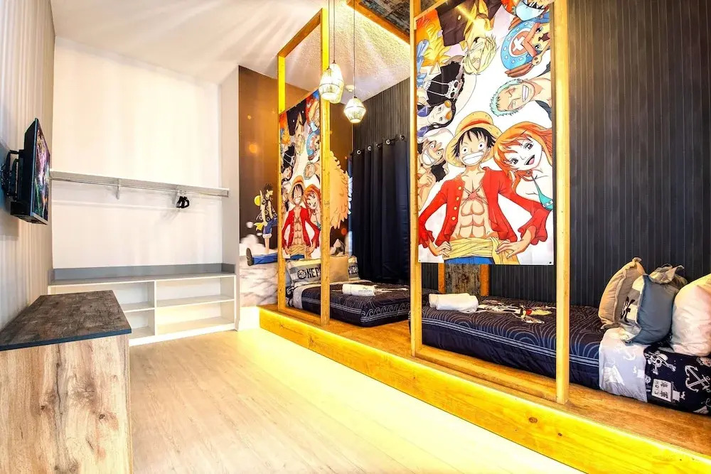 Themed Kids' Rooms, Pool & Game Loft Near Disney