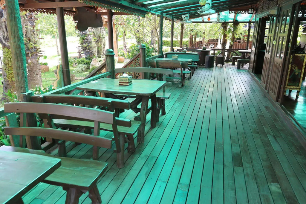 Baan Baitan Resort
