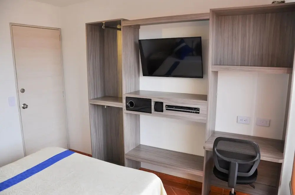 Suites Royal Alojamiento