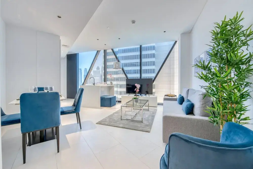 Maison Privee - Marquise Square - 717