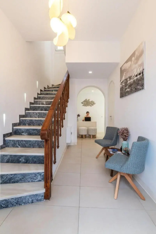 Bluetopia Suites